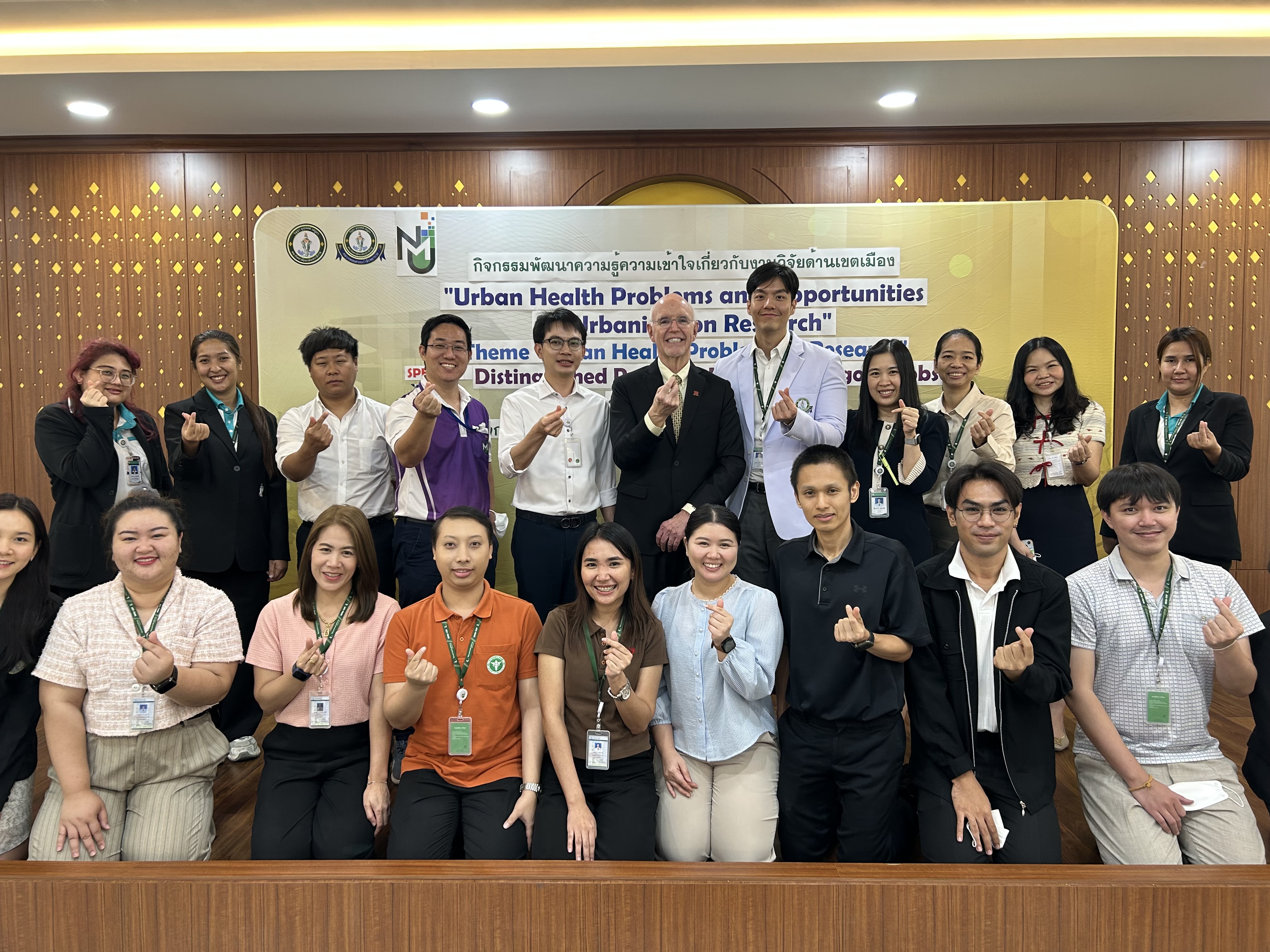 Dean Robson in Bangkok