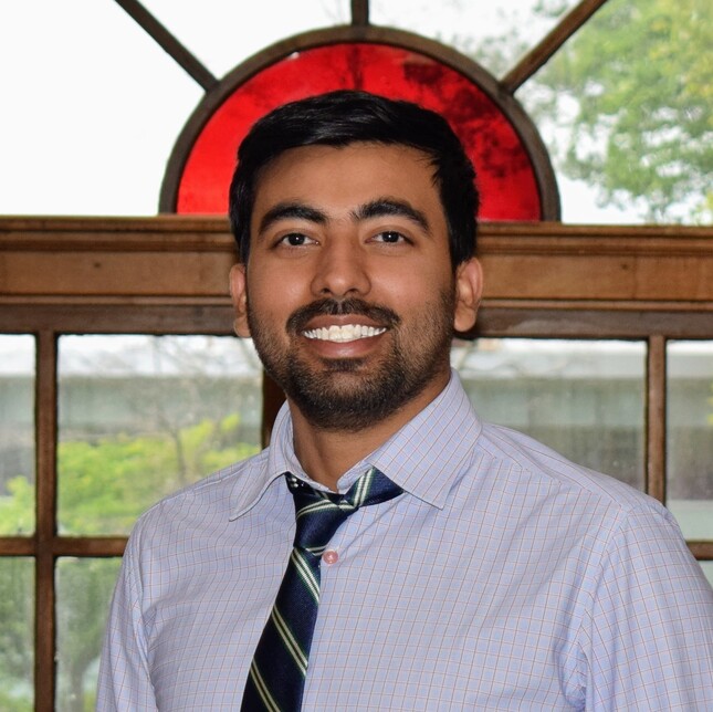 Anjum Headshot 
